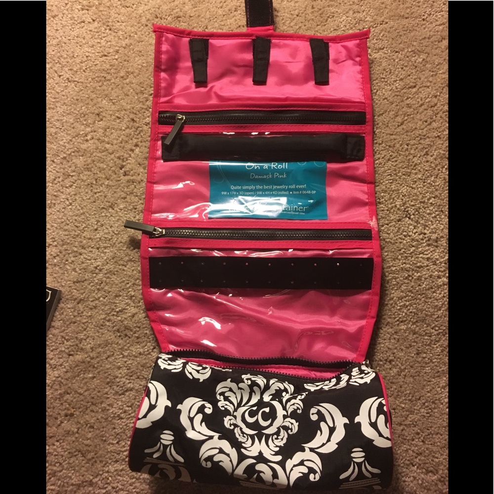 Travel organizer